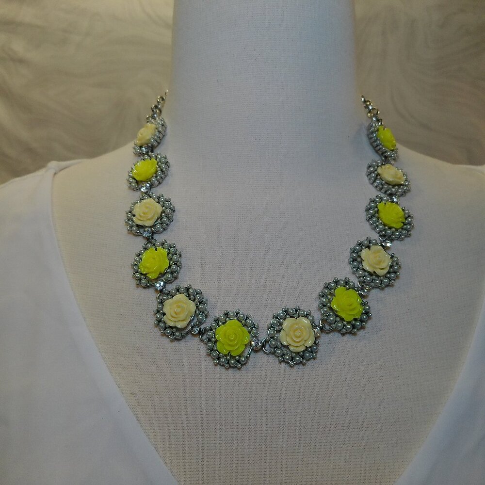 Sunburst Necklace (420)
